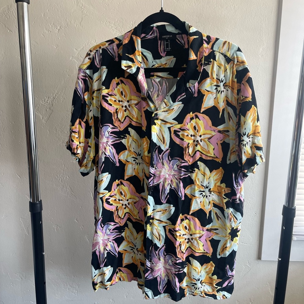 Forever 21 Black and Yellow Casual Button Down Shirt